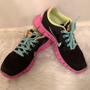 “That’s A Slam Dunk” Nike Tennis Shoes